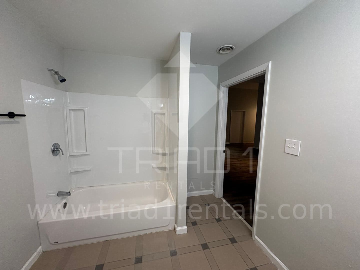 Greensboro Apartment: 3600 Mosby Dr.