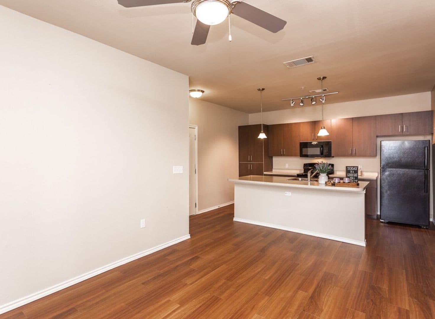 Weslaco Apartment: 3600 N Westgate Dr