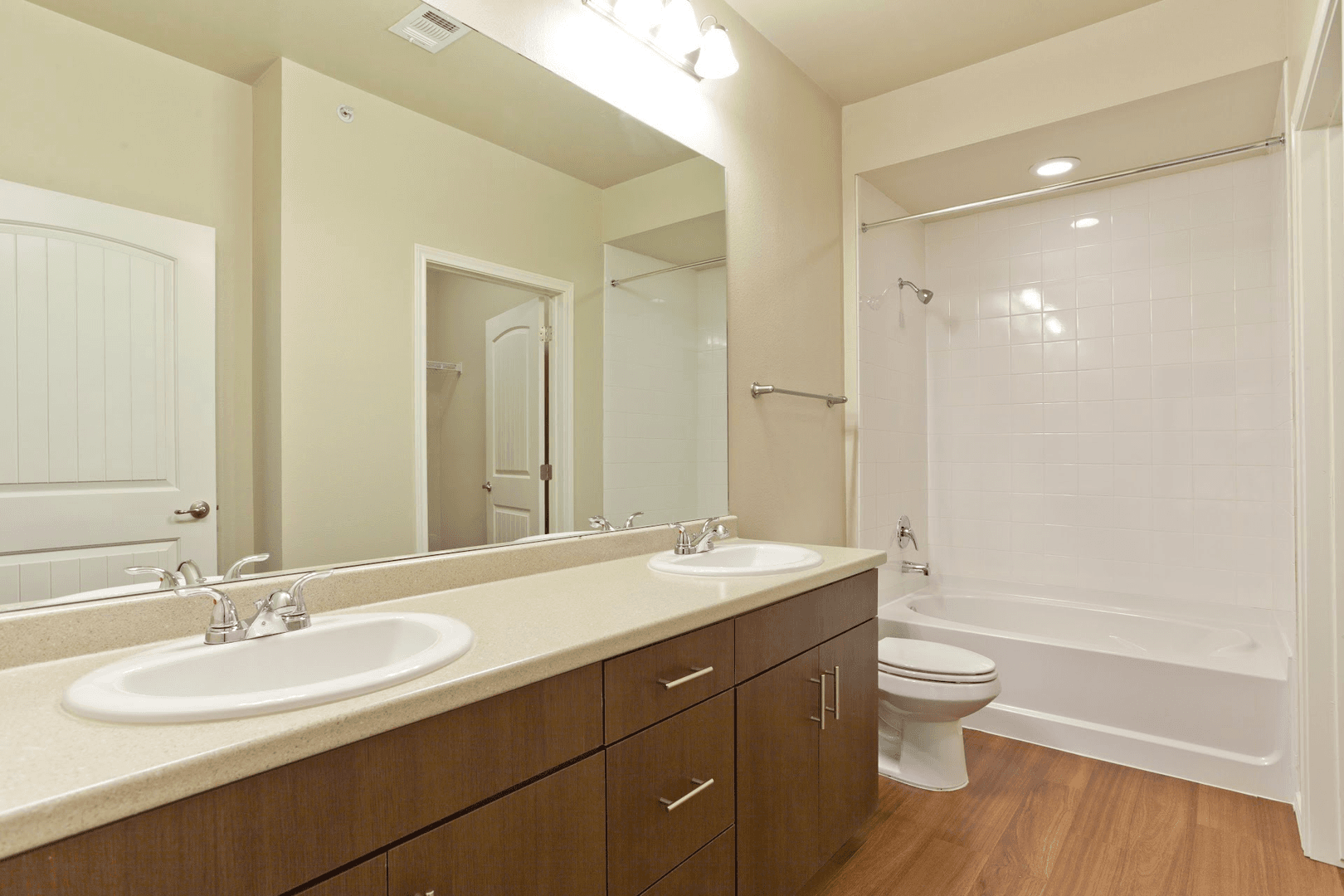 Weslaco Apartment: 3600 N Westgate Dr