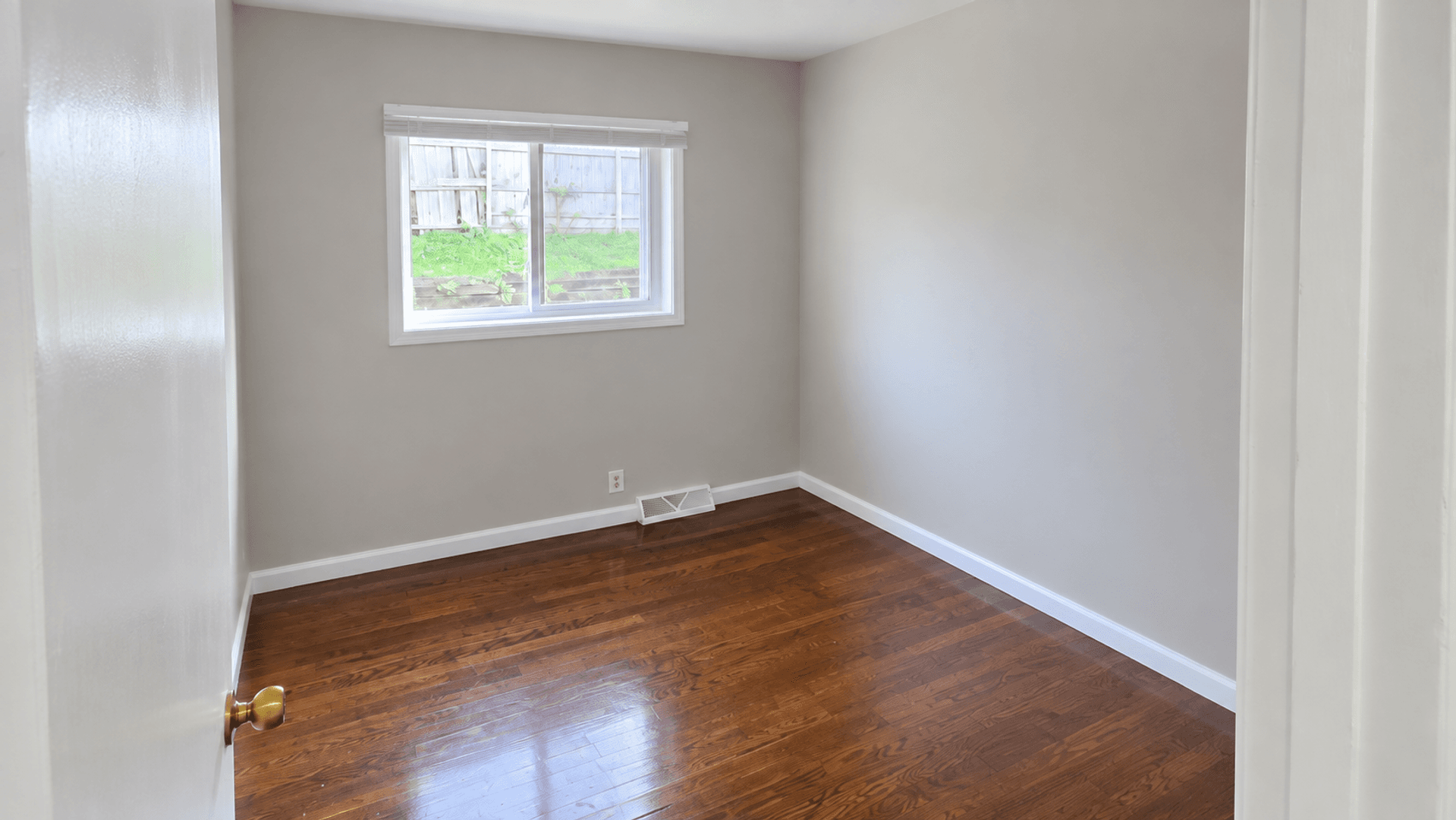 Kenosha Apartment: 4007 45th St.