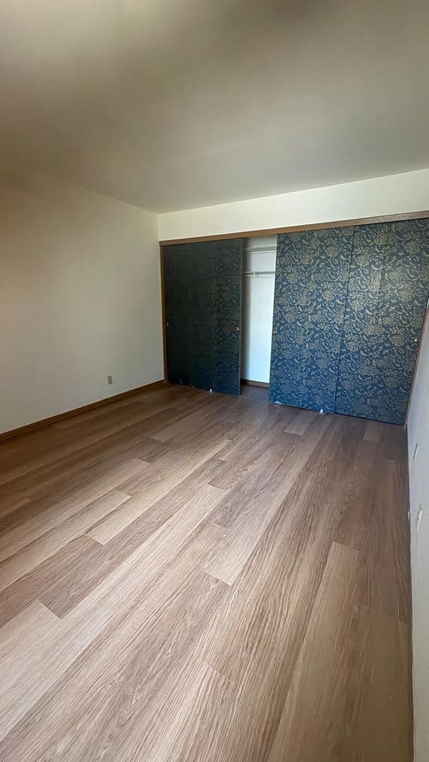 Milwaukee Apartment: 8183 N 107th St.