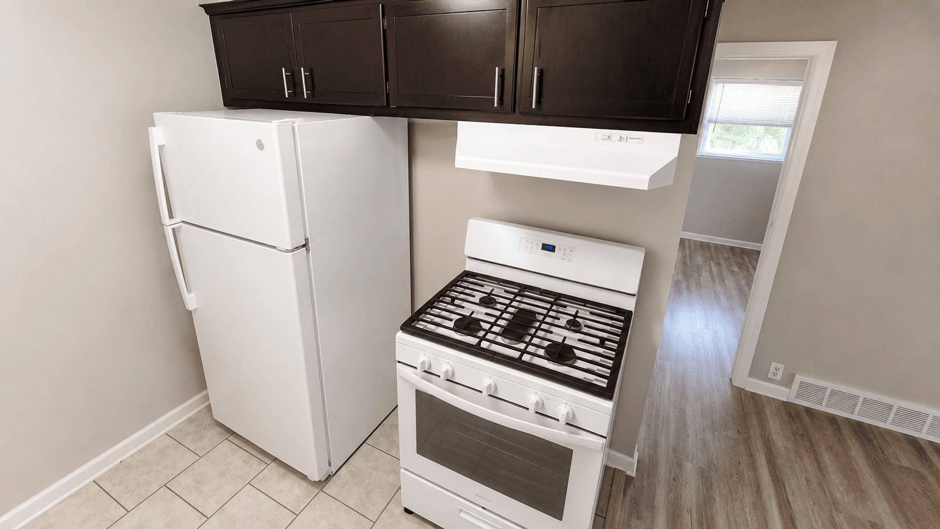 Kenosha Apartment: 4007 45th St.