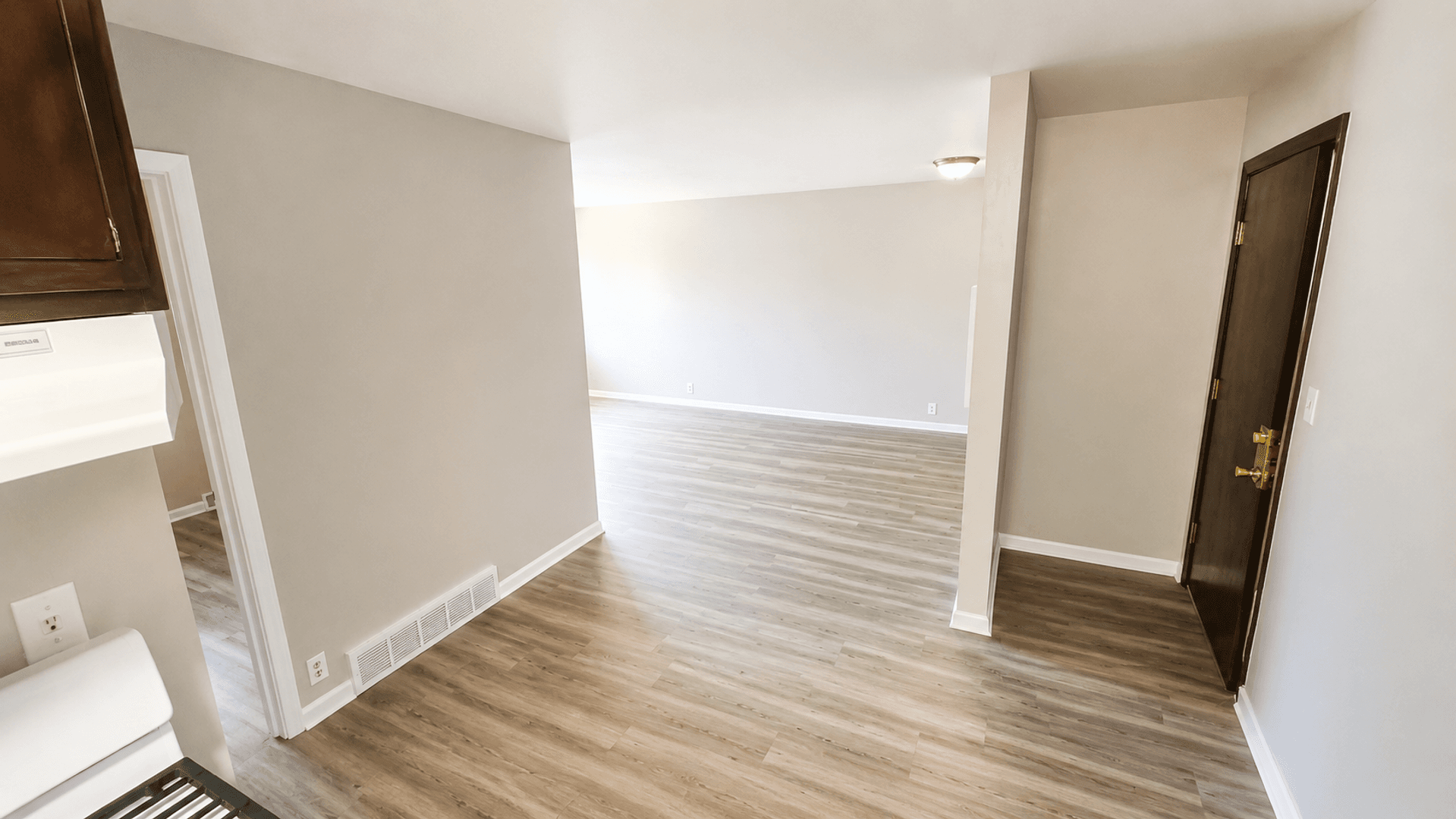 Kenosha Apartment: 4007 45th St.