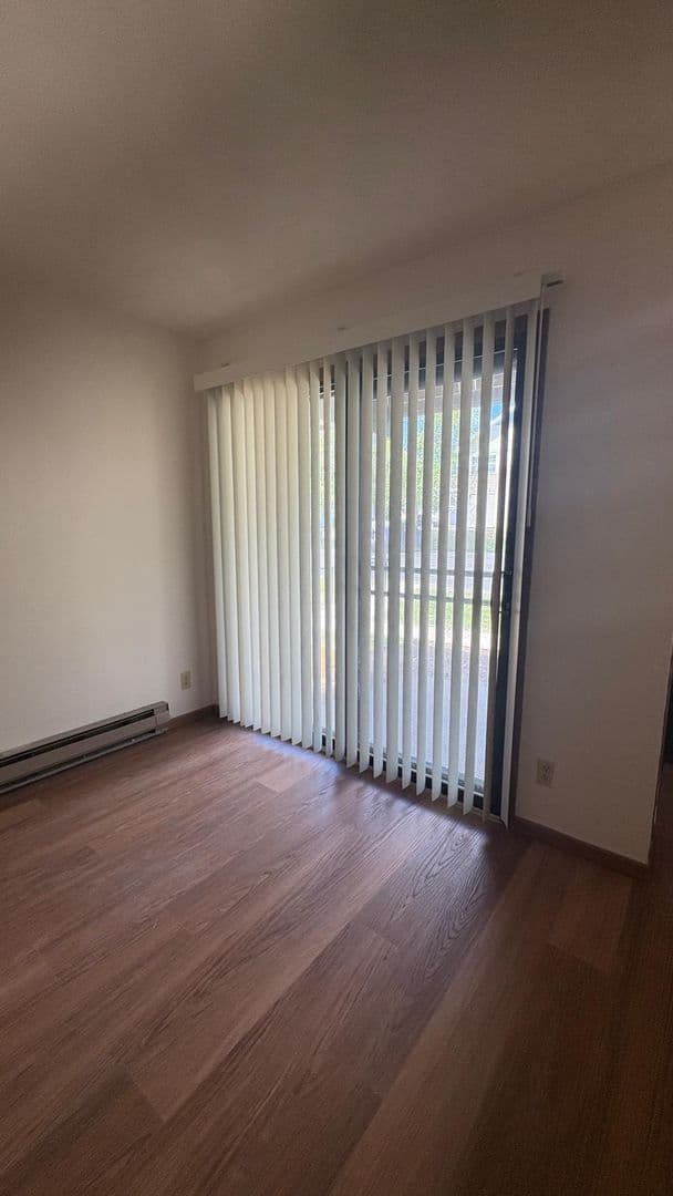 Milwaukee Apartment: 8183 N 107th St.