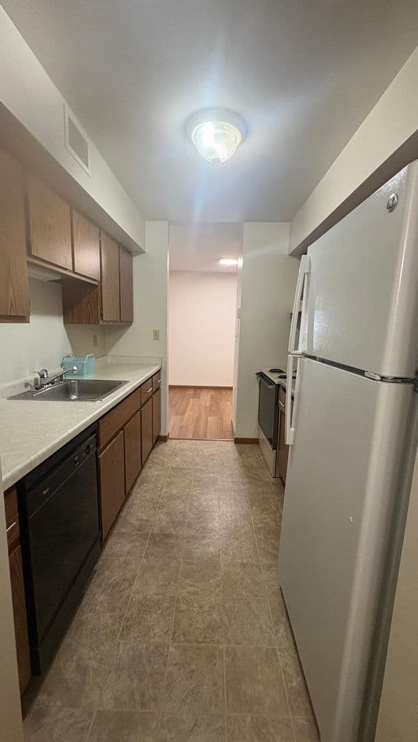 Milwaukee Apartment: 8183 N 107th St.