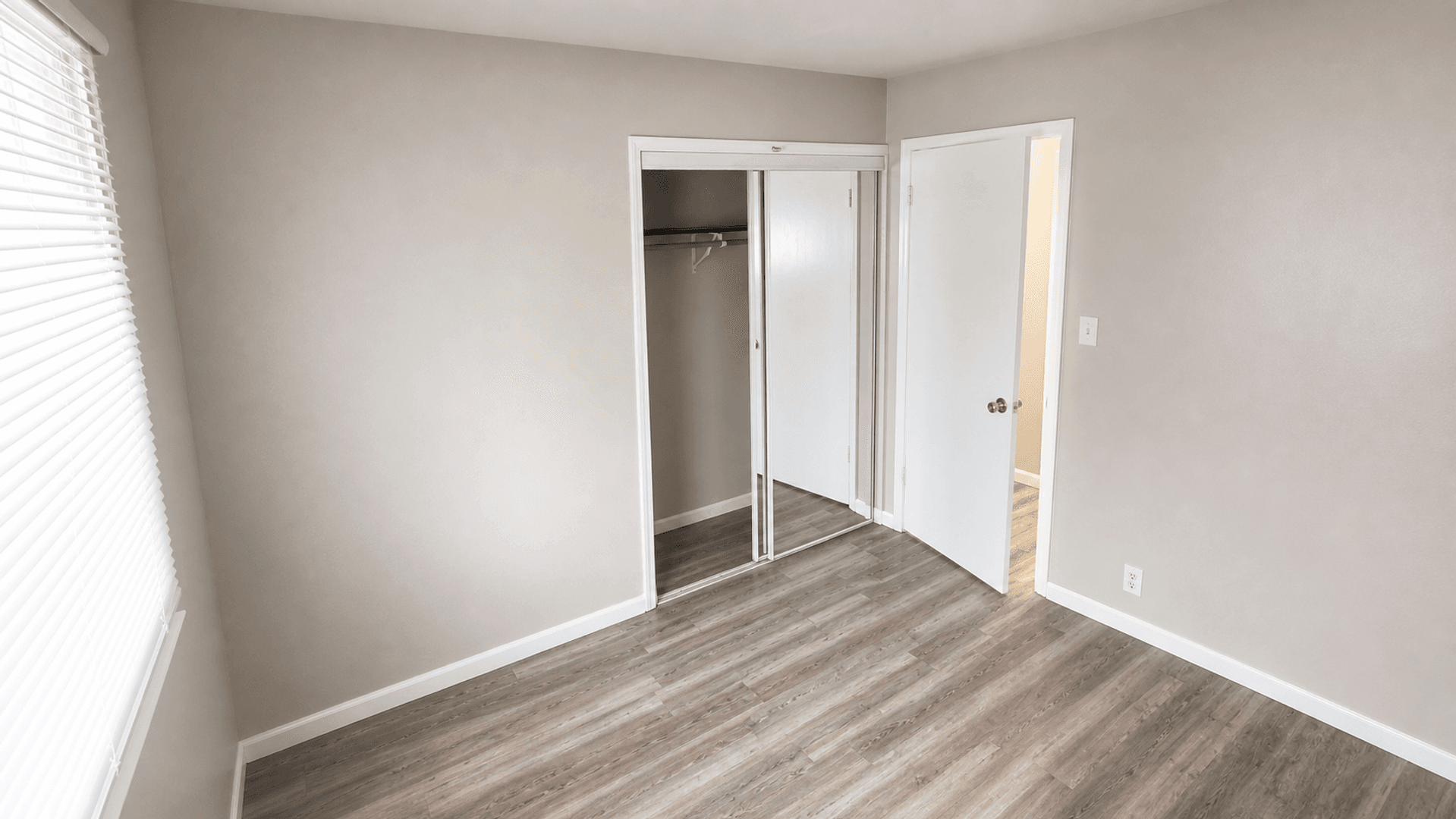 Kenosha Apartment: 4007 45th St.