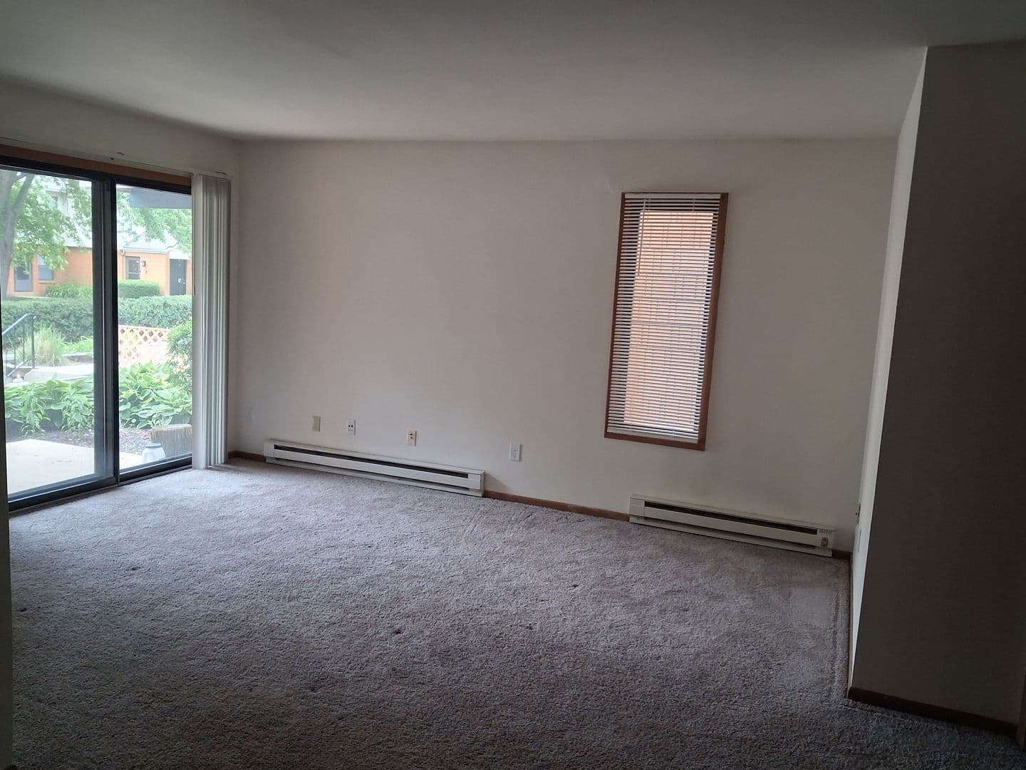 Milwaukee Apartment: 8183 N 107th St.