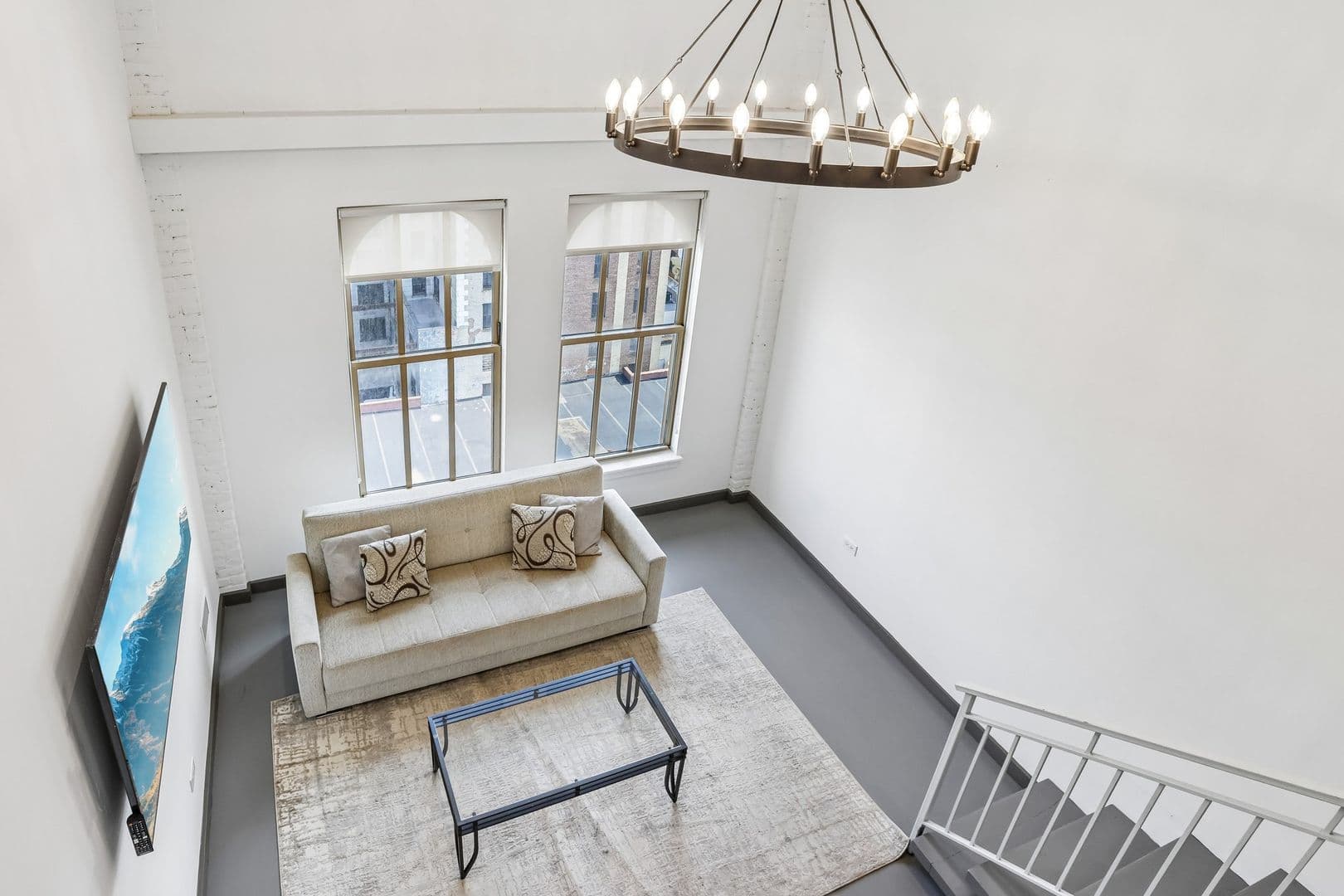 Newark Apartment: 810 Mayor Kenneth A. Gibson Blvd