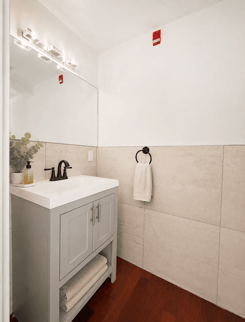 Philadelphia Apartment: 3450 J Street - 206