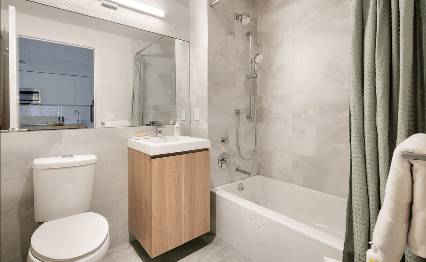Brooklyn Apartment: 445 Grand Ave