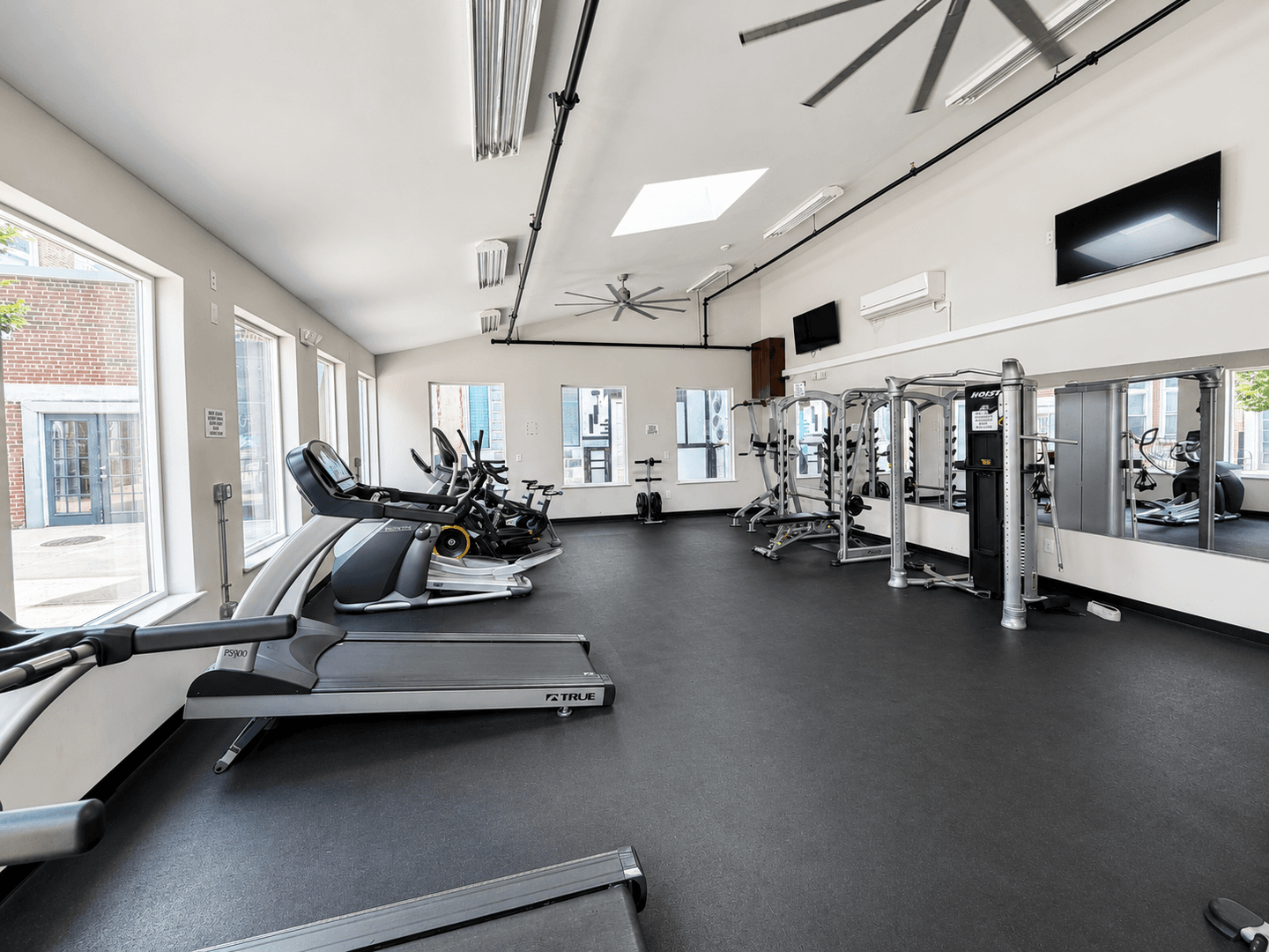 Philadelphia Apartment: 3460 J Street