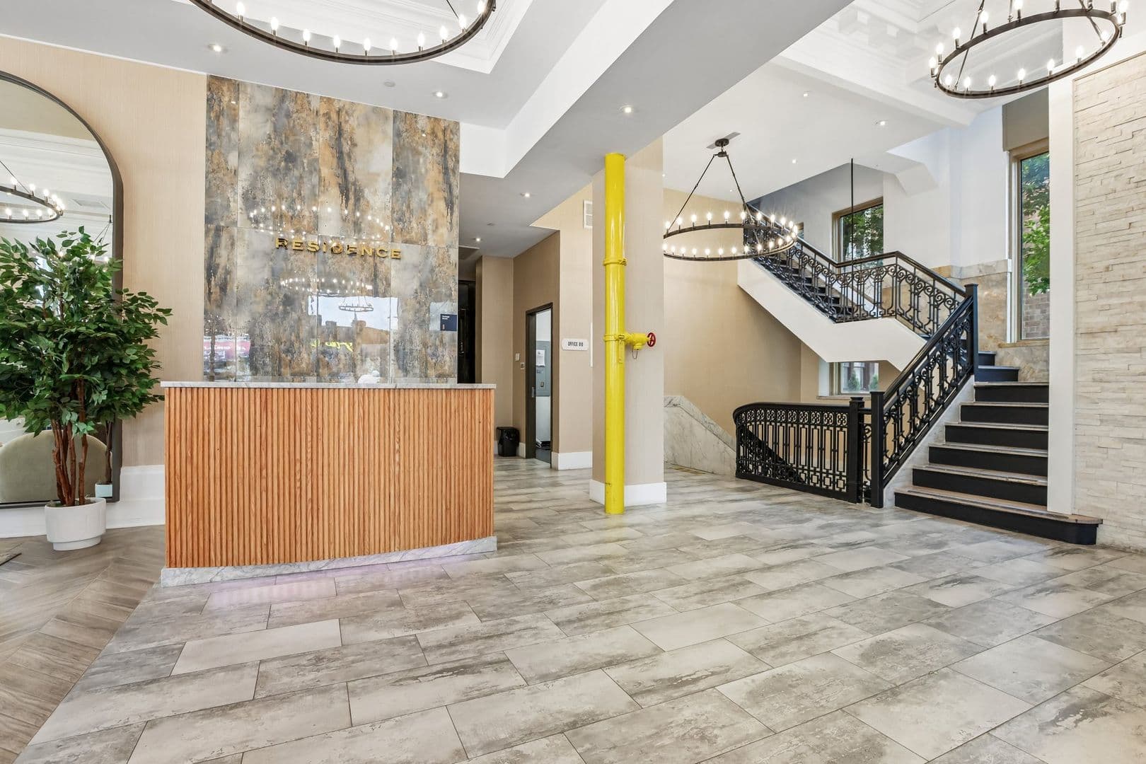 Newark Apartment: 810 Mayor Kenneth A. Gibson Blvd