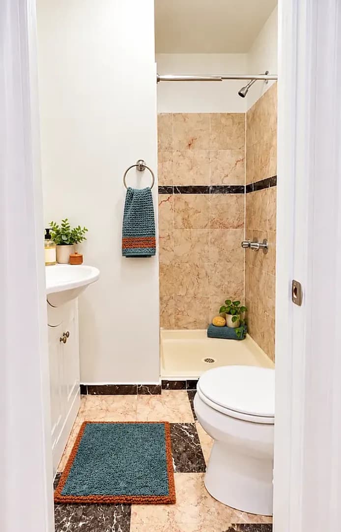 Ridgewood Apartment: 79-63 Myrtle Avenue