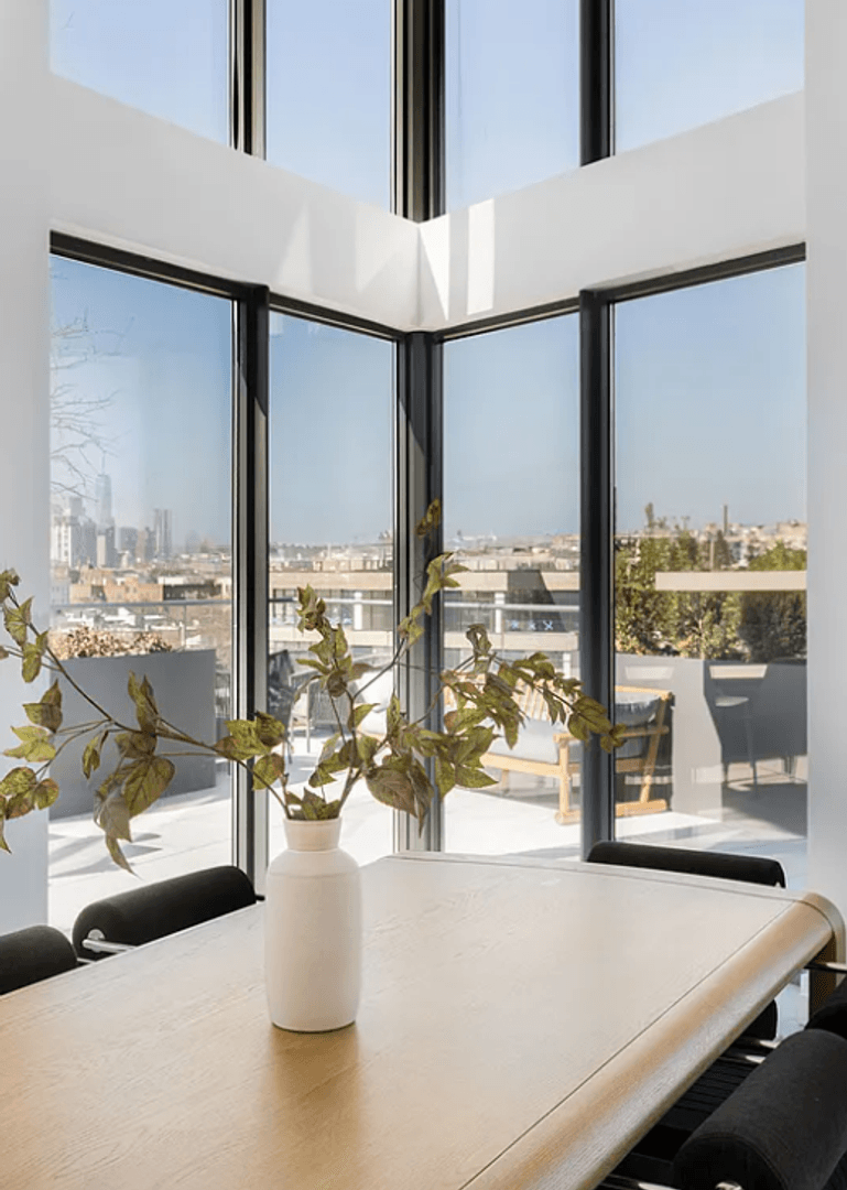Brooklyn Apartment: 445 Grand Ave