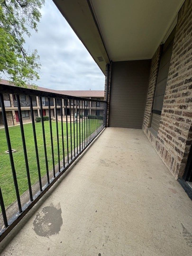 Waco House: 1226 Baylor Ave #119