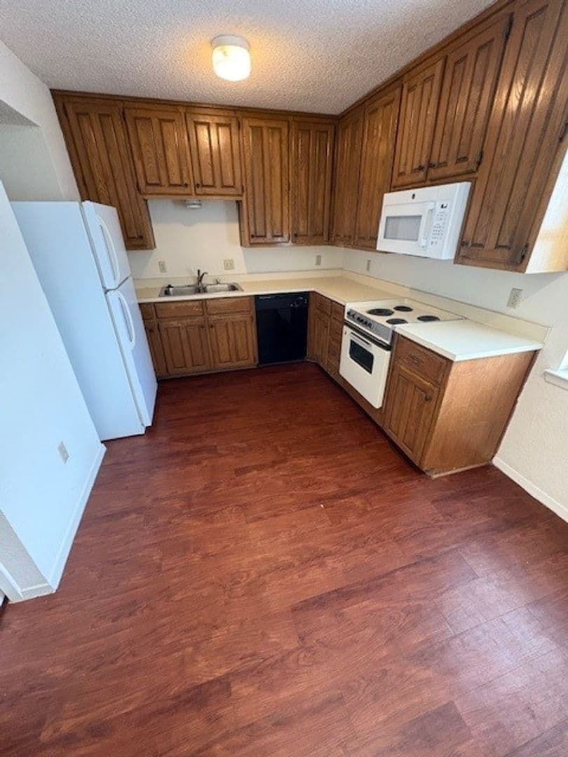 Waco House: 1226 Baylor Ave #119