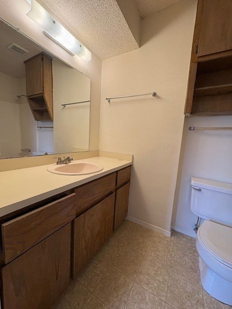 Waco House: 1226 Baylor Ave #119