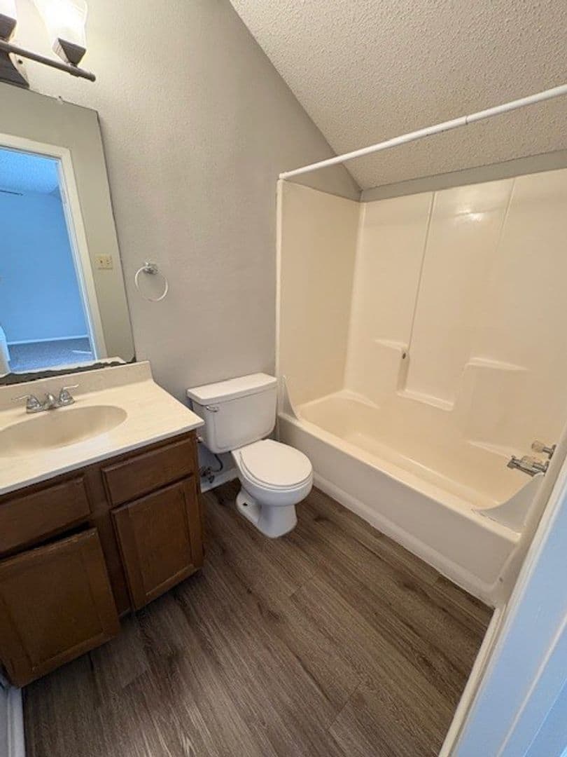 Waco Apartment: 143-149 Bentwood