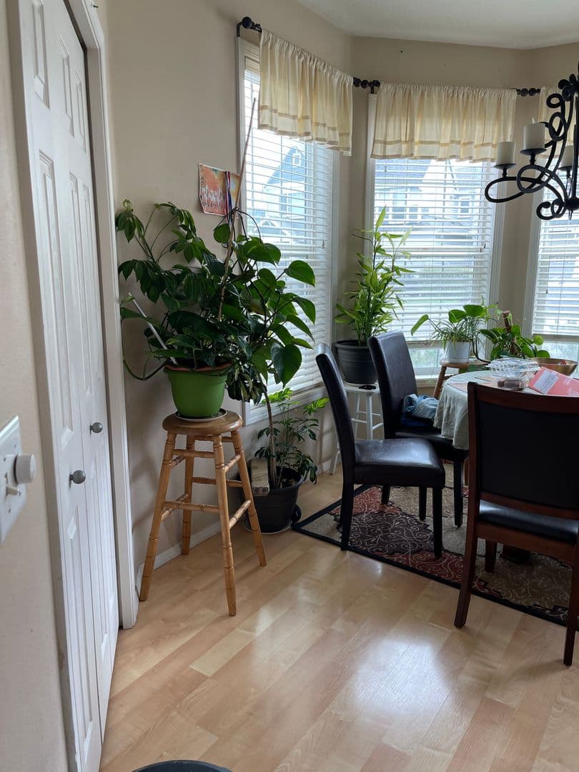 Beaverton House: 20711 SW Rosemount Street