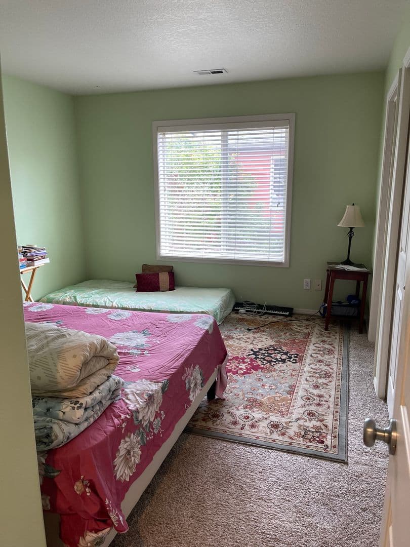 Beaverton House: 20711 SW Rosemount Street