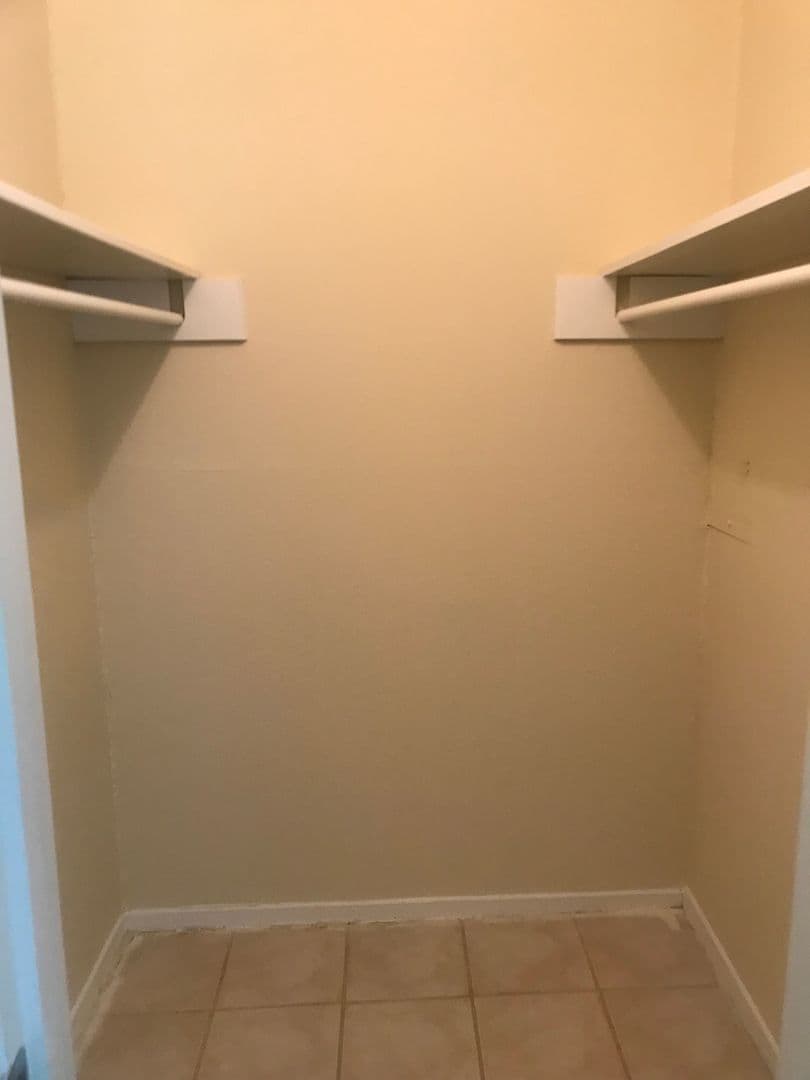 Grapevine Apartment: 308 Smith Street