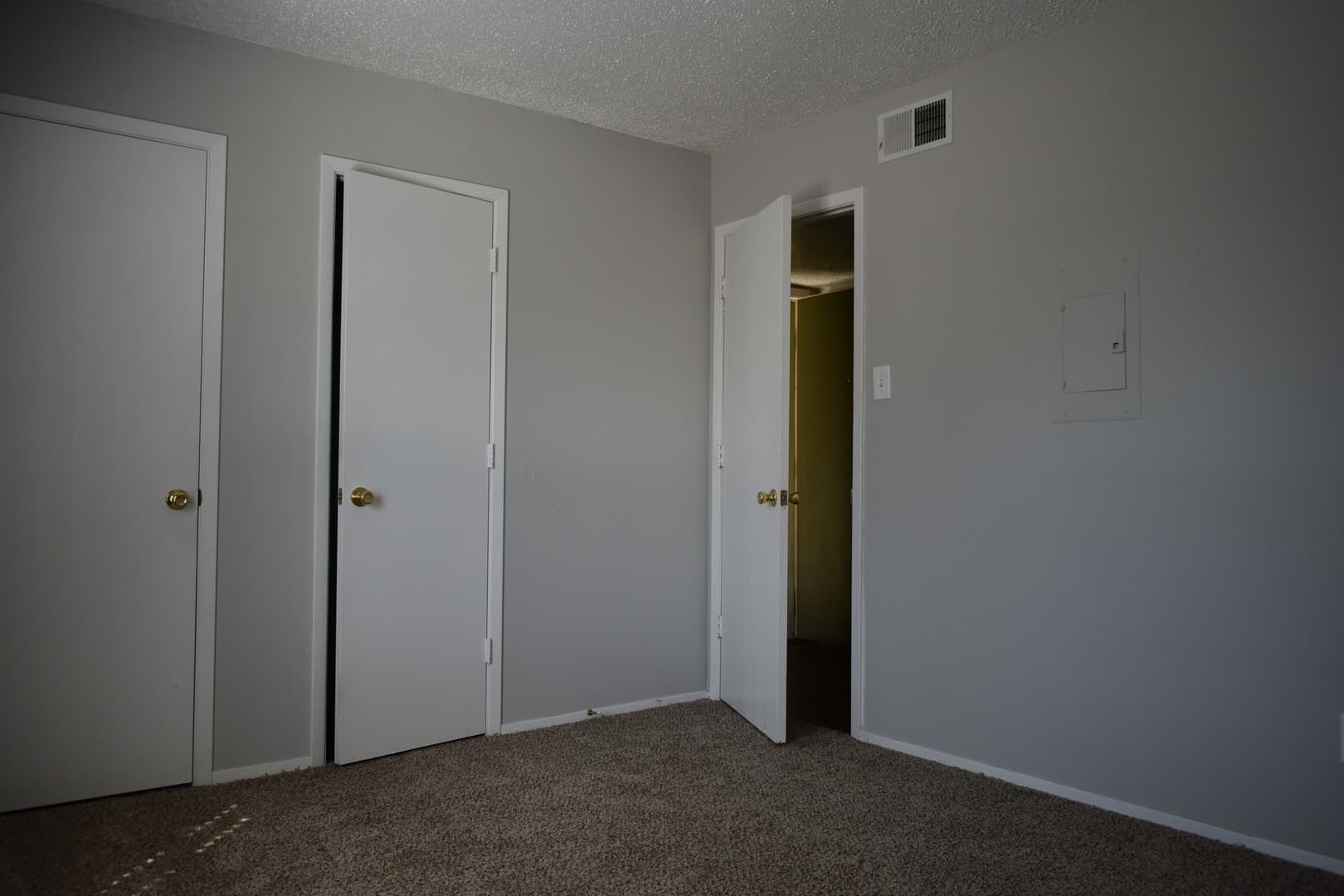 Fort Worth Apartment: 1904 Roberts Cut Off Rd