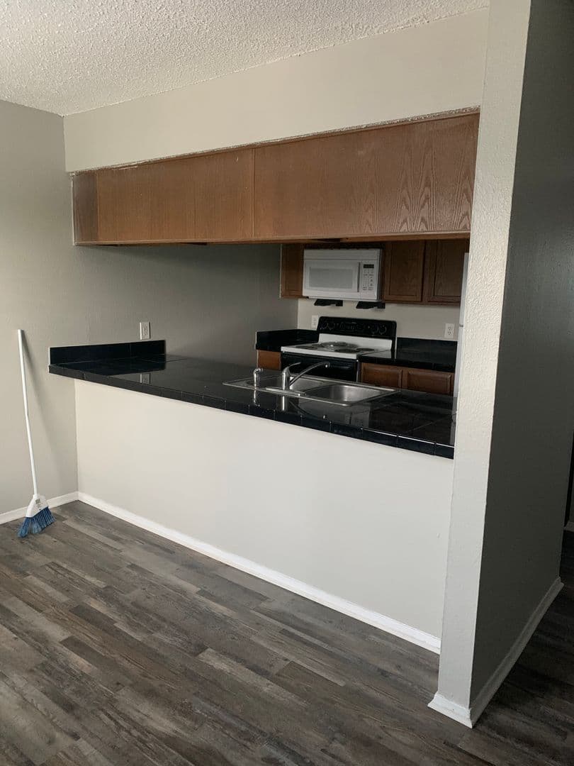 Fort Worth Apartment: 1904 Roberts Cut Off Rd