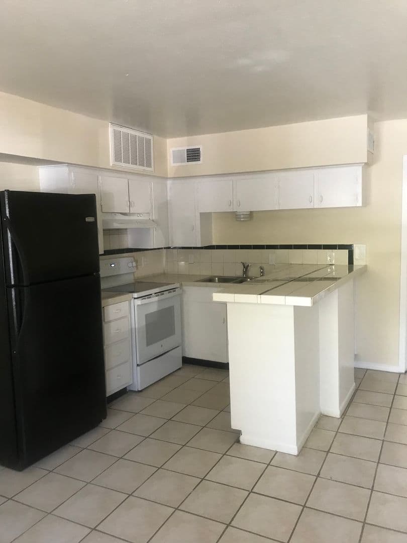 Grapevine Apartment: 308 Smith Street