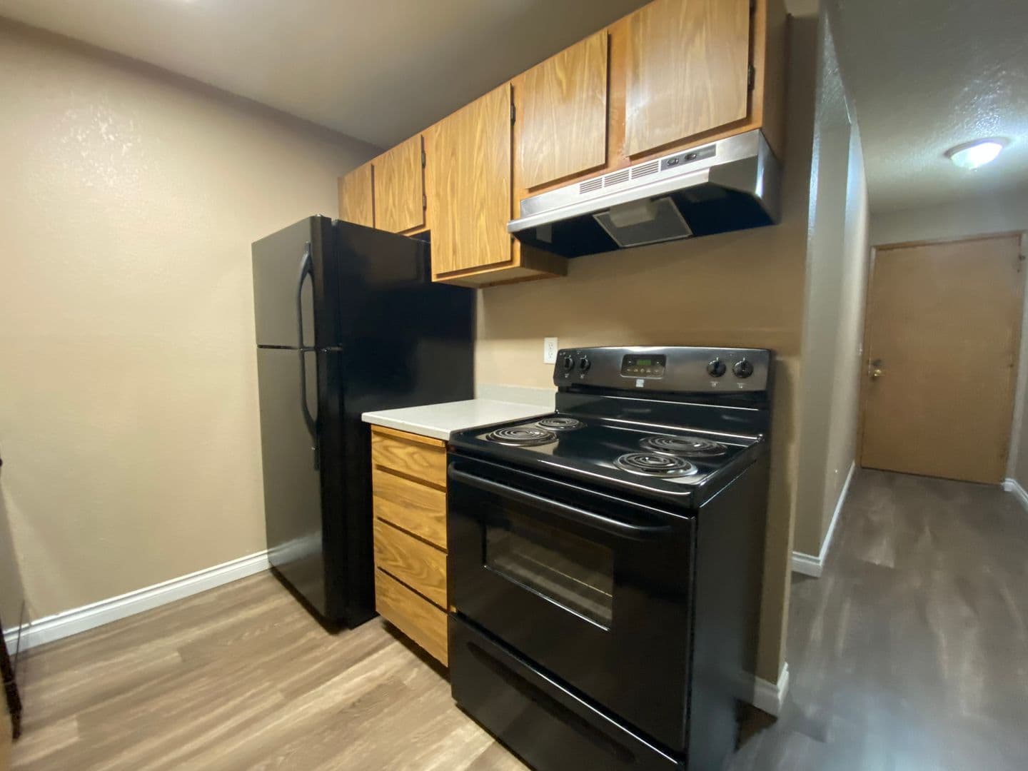 Seattle Apartment: 4327 8th Avenue NE