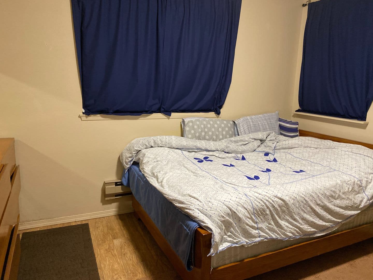 Seattle Apartment: 1519 NE 50th Street