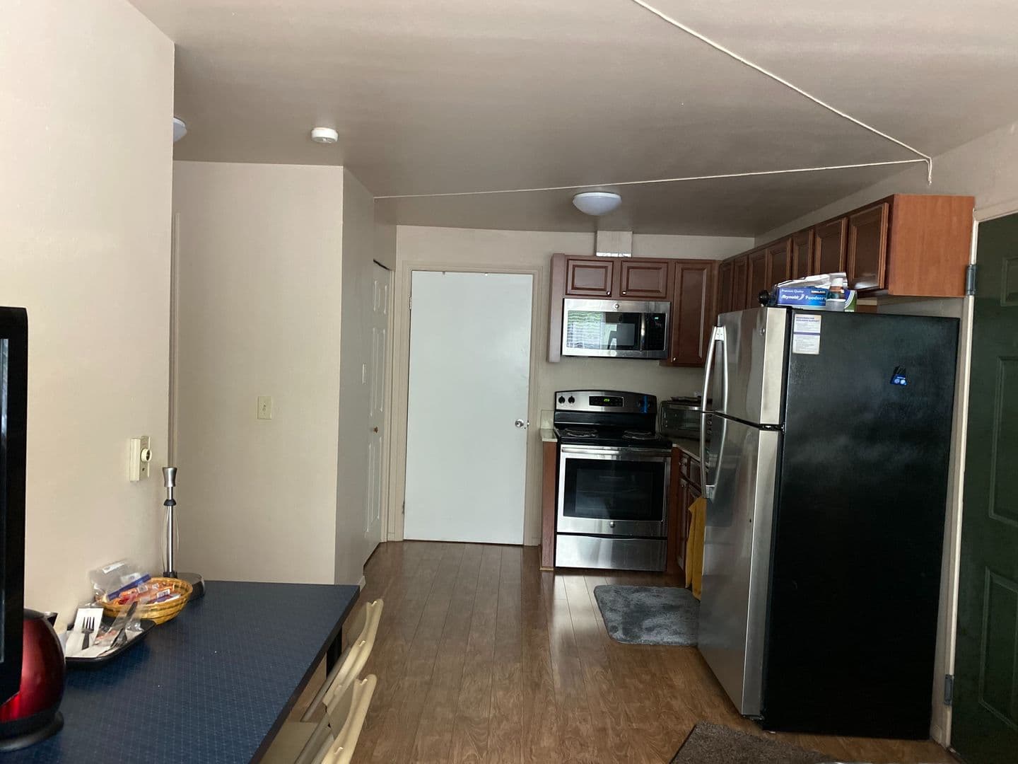 Seattle Apartment: 1519 NE 50th Street