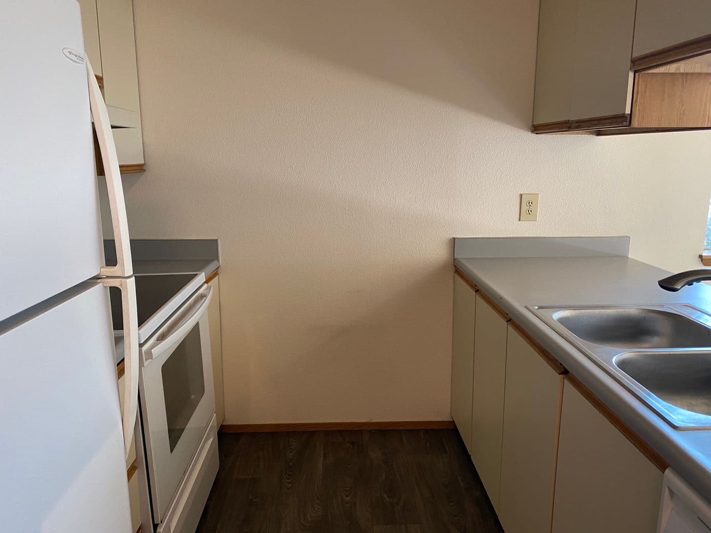 Seattle Apartment: 812 NE 42nd Street