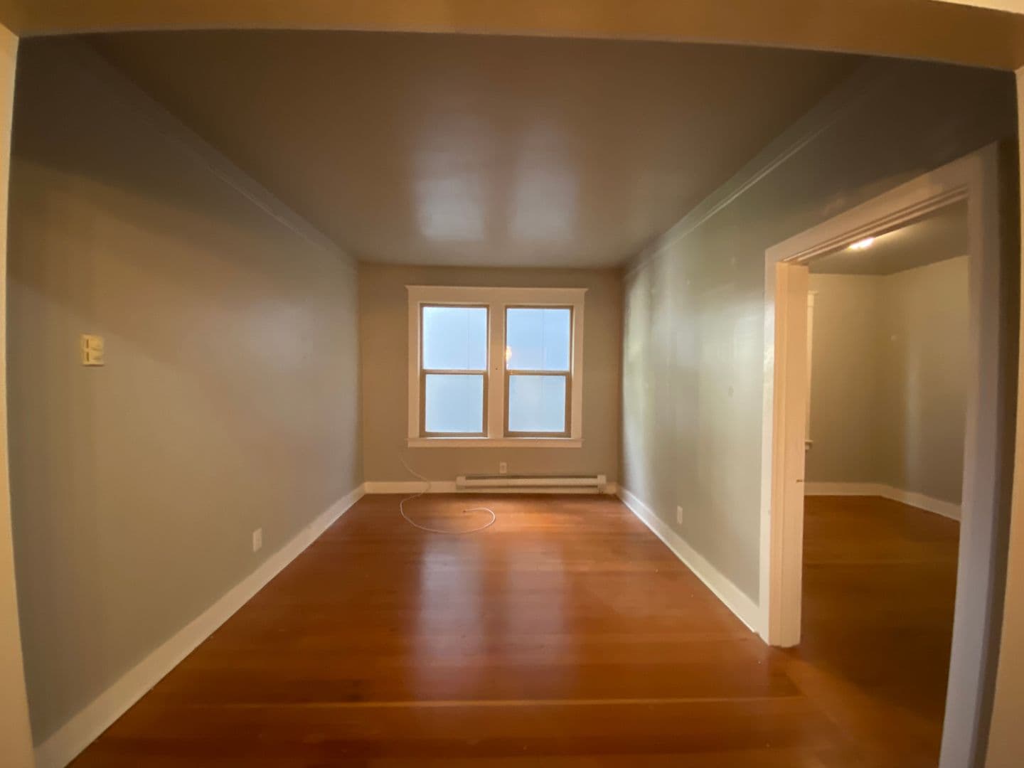 Seattle Apartment: 3301 Beacon Avenue South