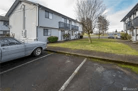 Buckley Apartment: 490 South River Avenue