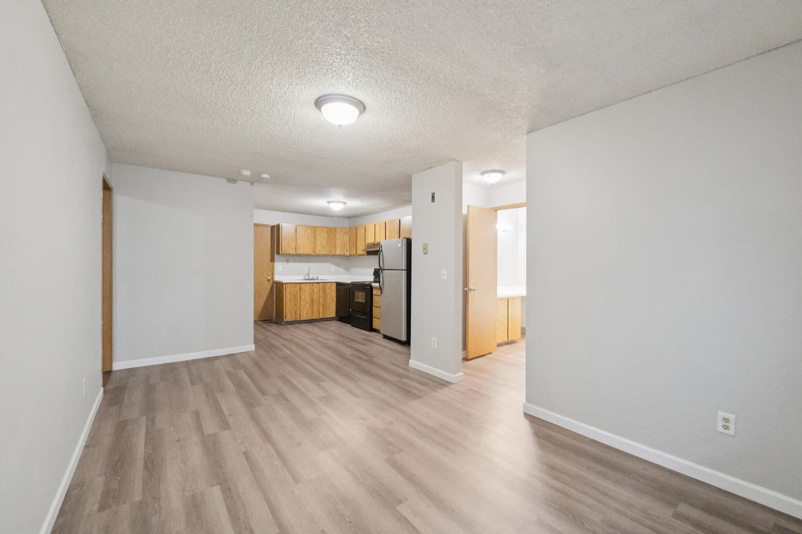 Seattle Apartment: 4327 8th Avenue NE