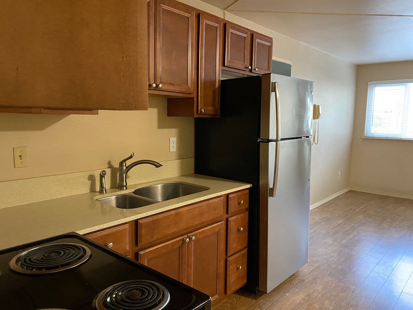 Seattle Apartment: 1519 NE 50th Street