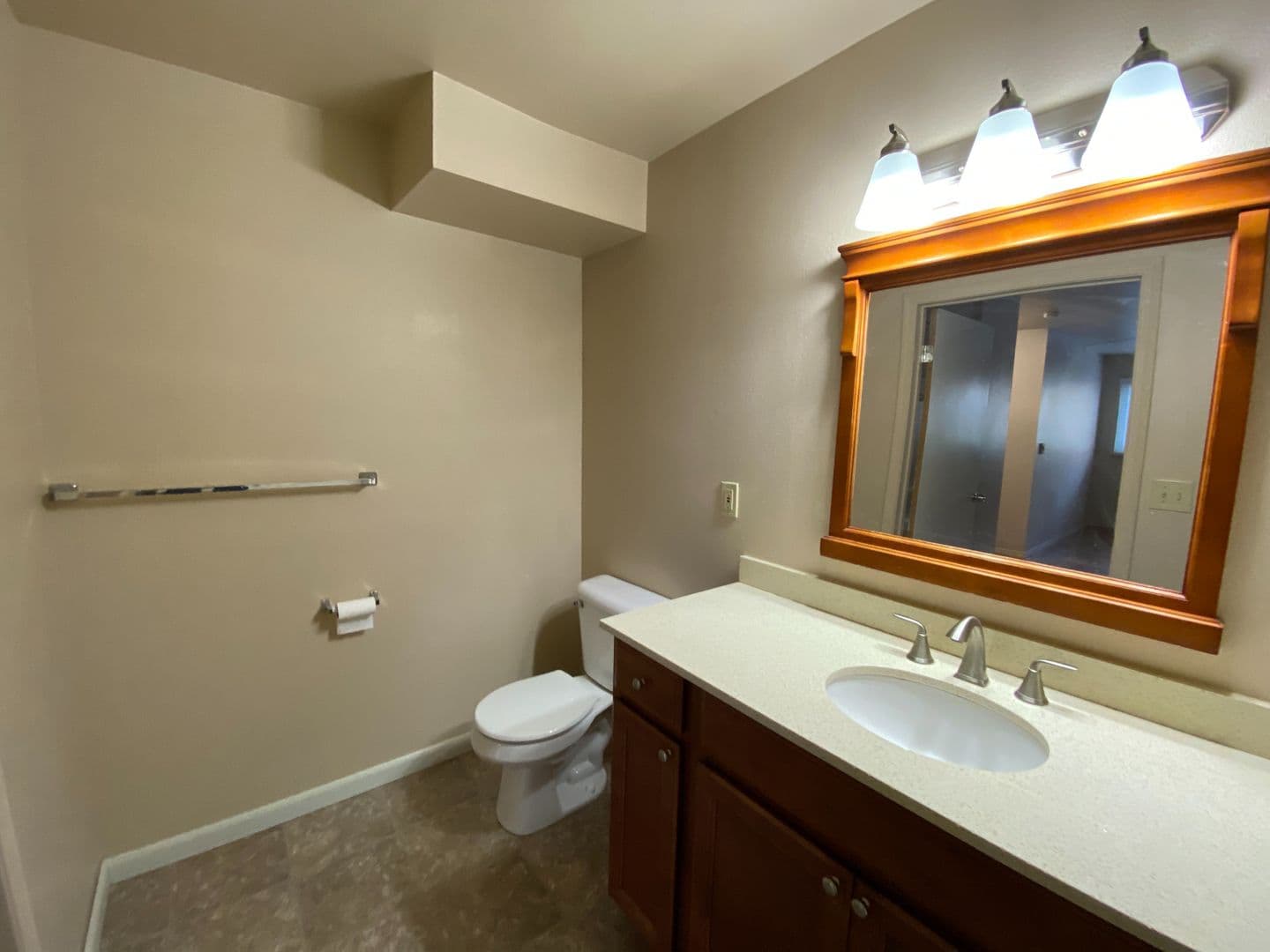 Seattle Apartment: 1519 NE 50th Street