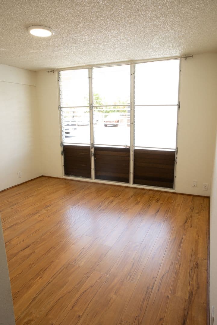Pearl City House: 936 Lehua Ave #106