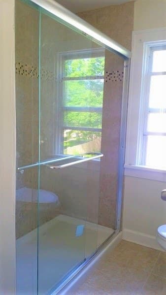 Barrington Apartment: 208 E Russel st, a/k/a 417 S Cook St. Barrington IL 60047