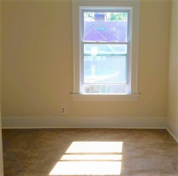 Barrington Apartment: 208 E Russel st, a/k/a 417 S Cook St. Barrington IL 60047
