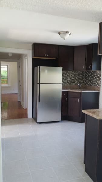 Barrington Apartment: 208 E Russel st, a/k/a 417 S Cook St. Barrington IL 60047