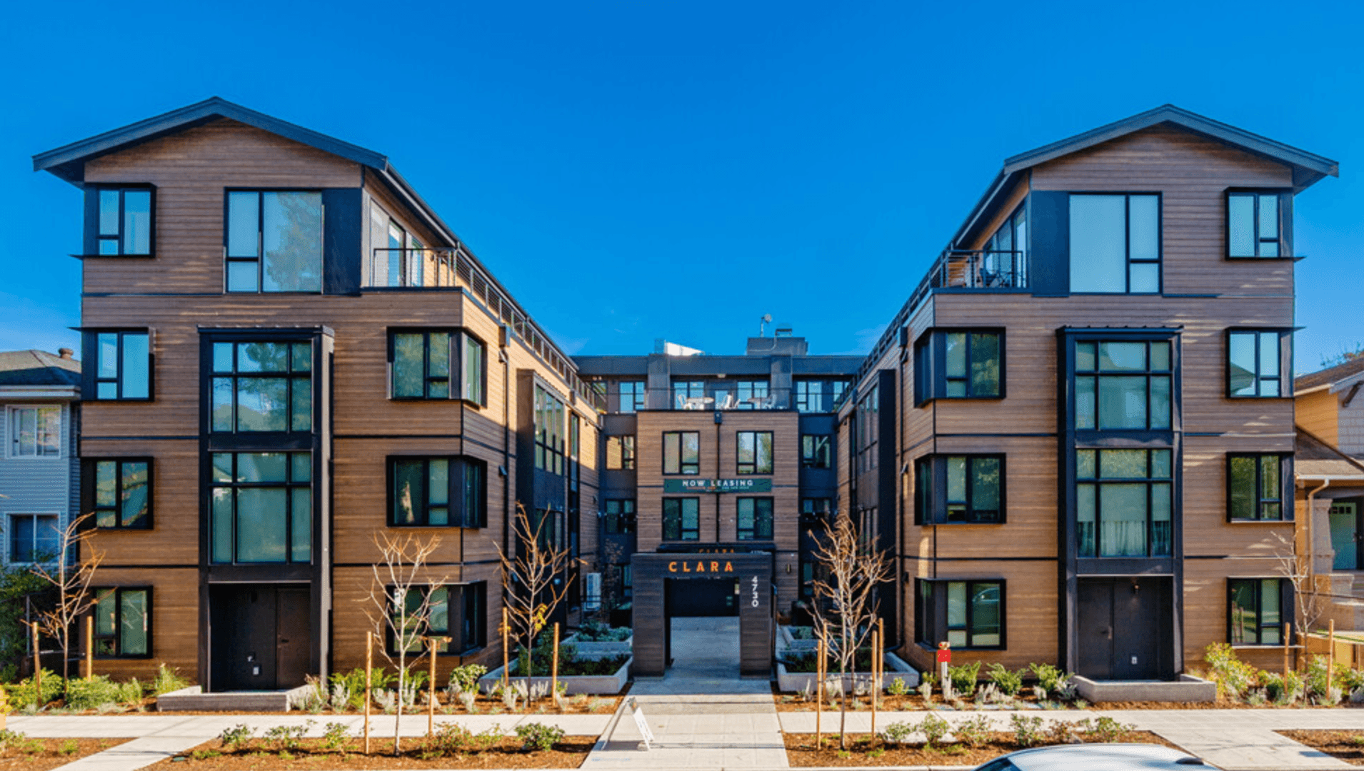 Seattle Apartment: 4730 19th Ave NE