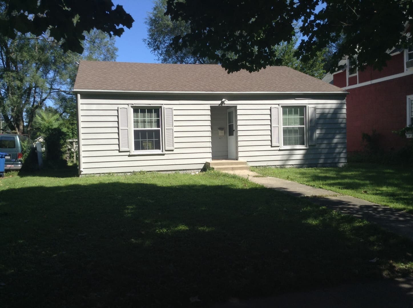Des Moines House: 2636.5 Capitol Avenue