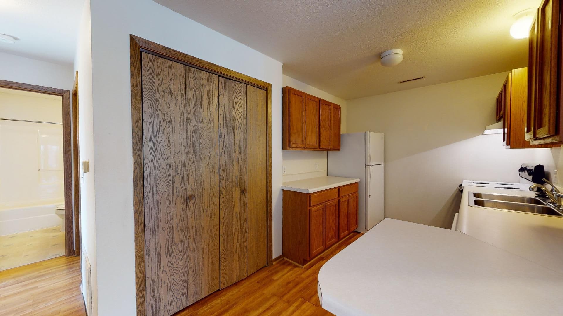 Ames Apartment: 4517 Steinbeck Street