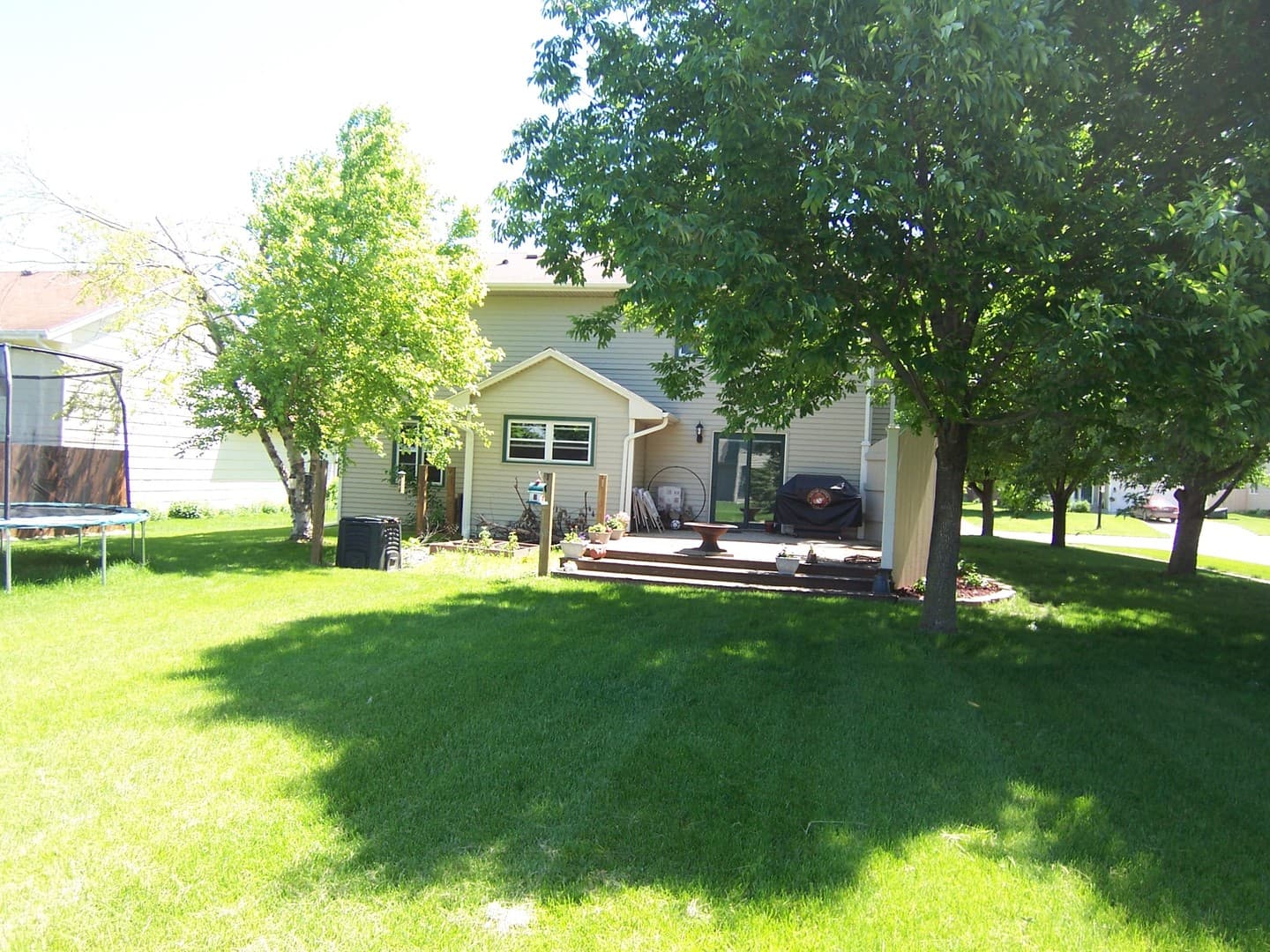 Ames House: 3801 Columbine Avenue