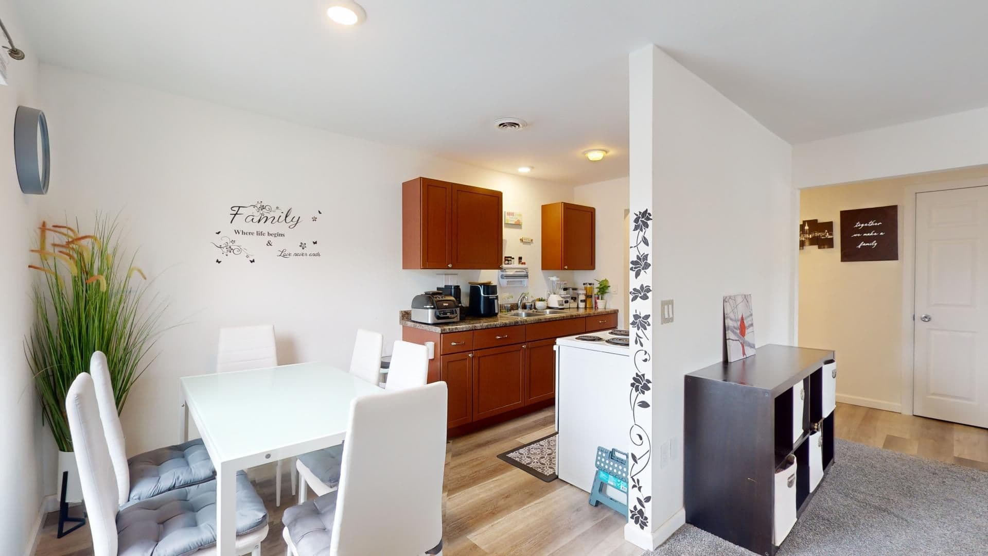 Nevada Apartment: 820 6th Street