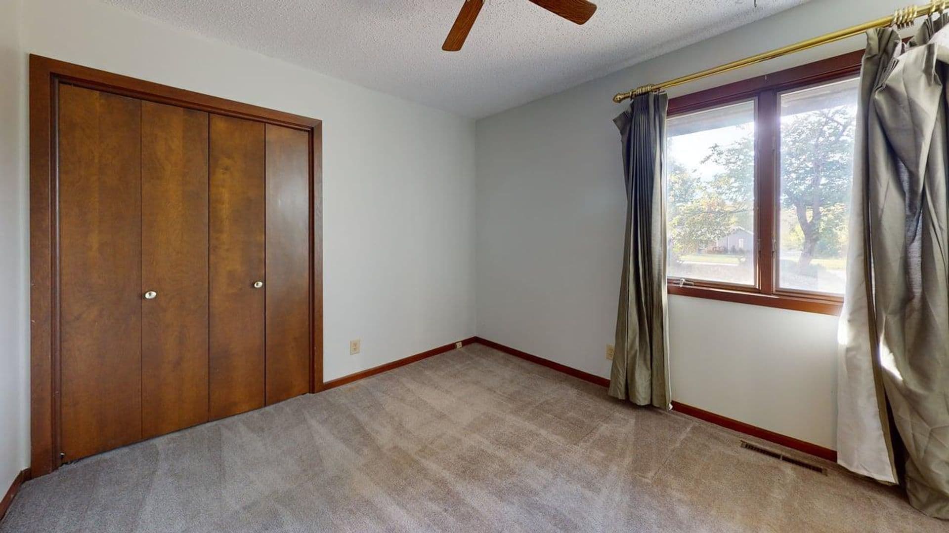 Ames House: 3315 Kingman Road