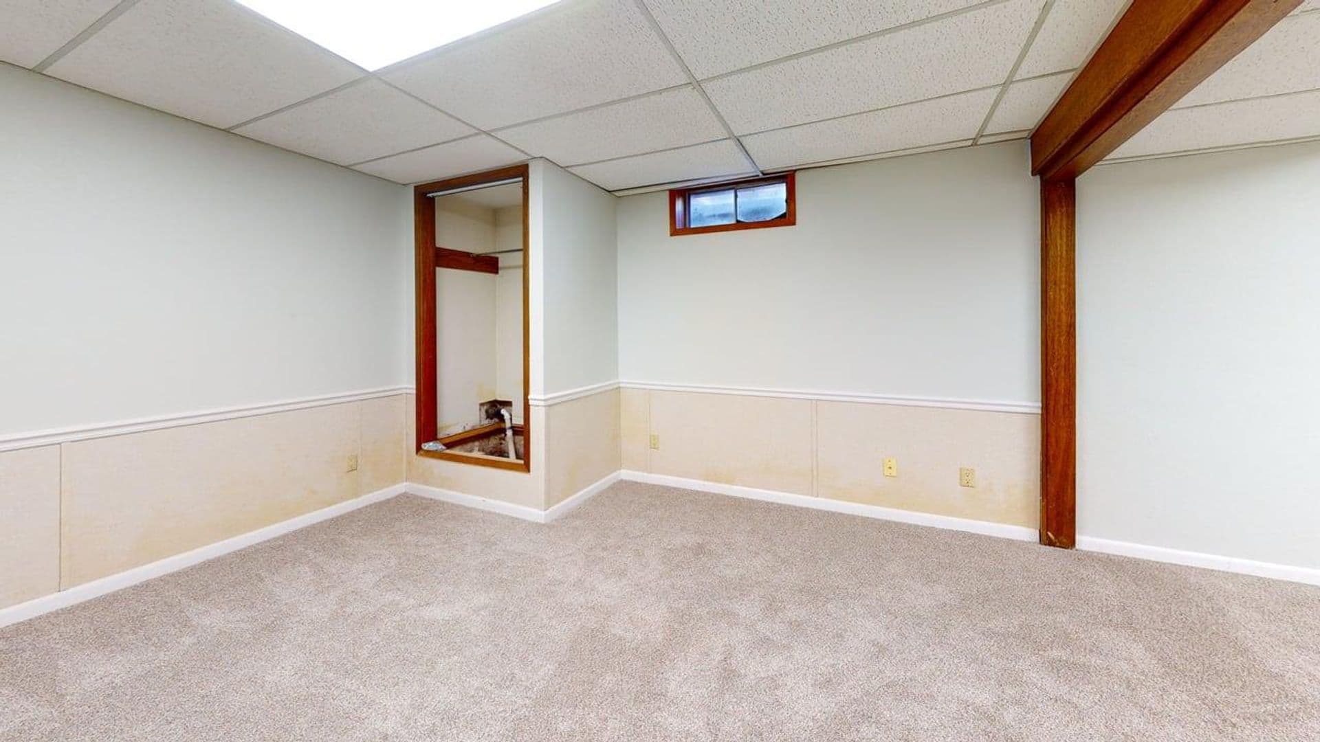 Ames House: 3315 Kingman Road