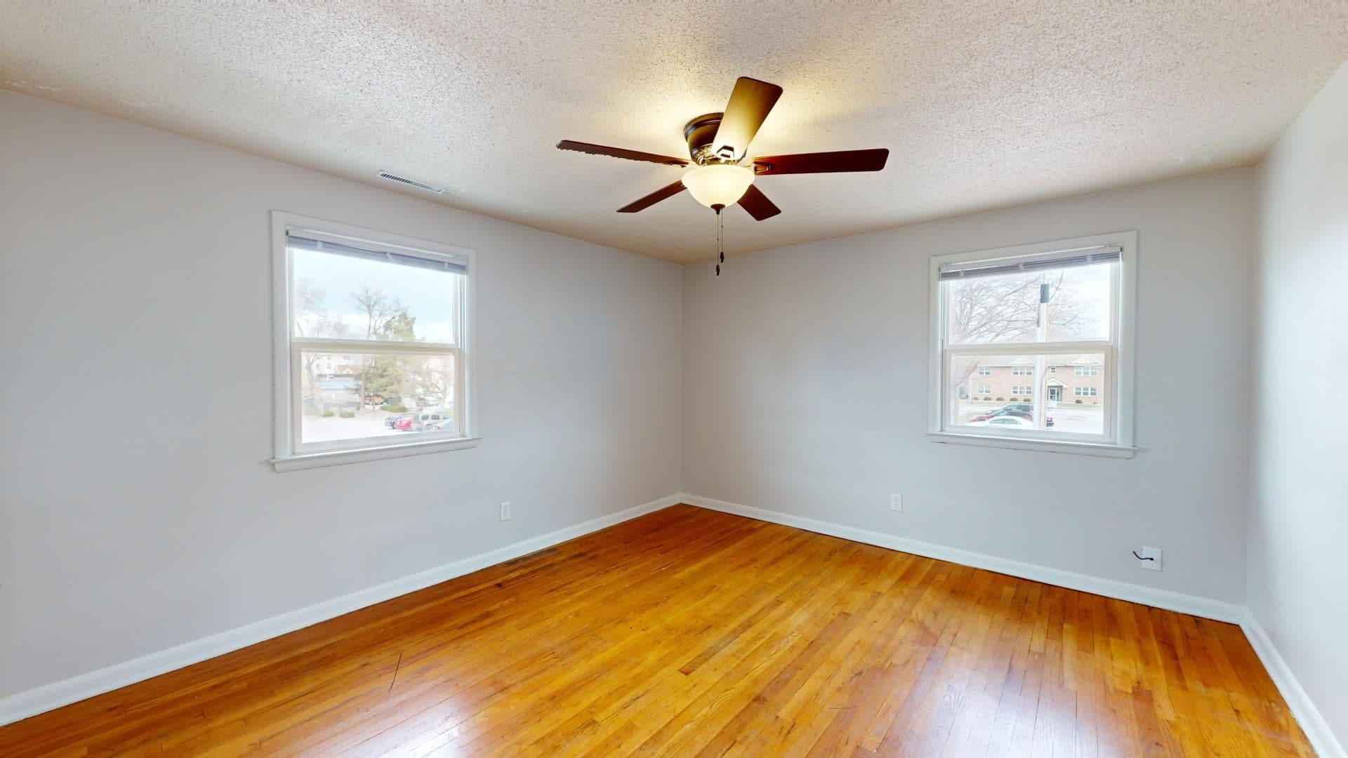 Ames Apartment: 136 Campus Avenue