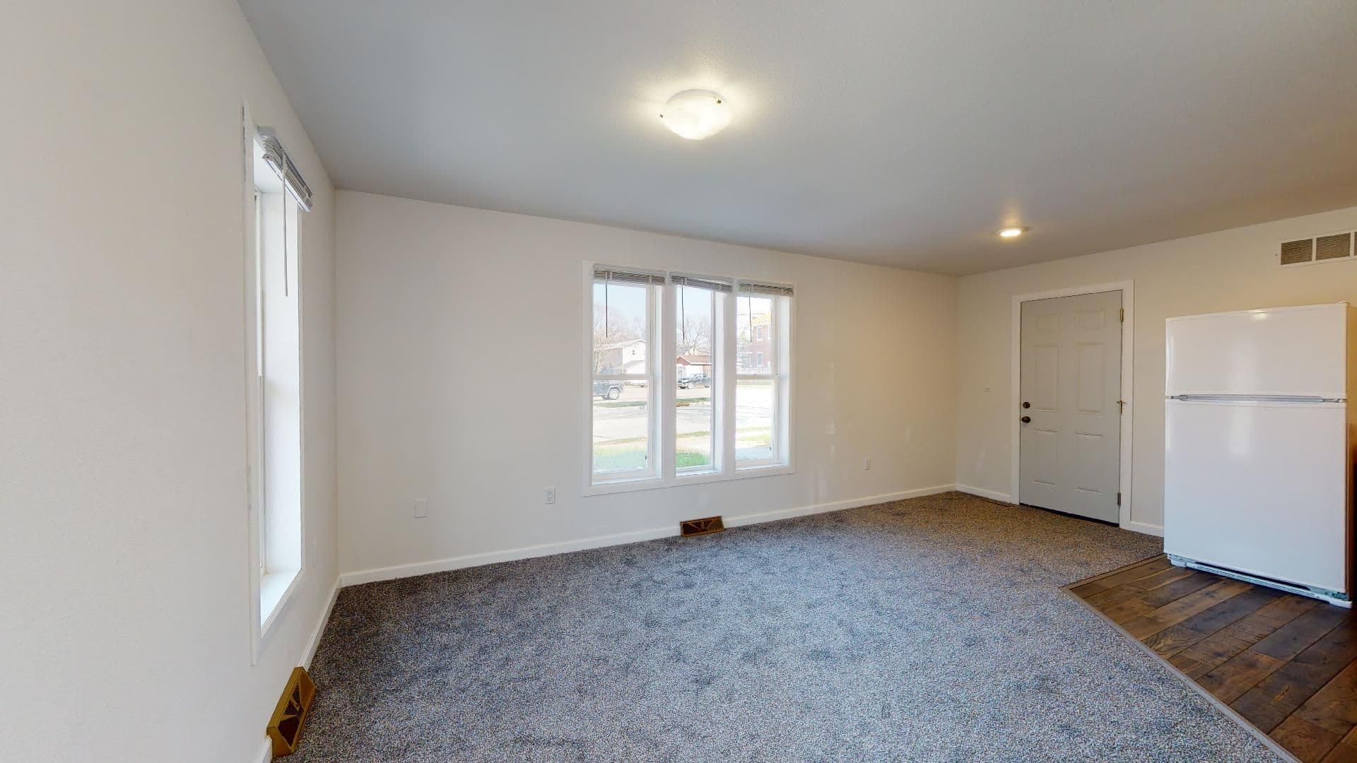 Nevada Apartment: 820 6th Street